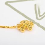 Van Cleef and Arpels Frivole bracelet 5 flowers - Image 7
