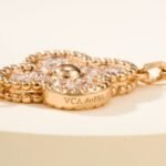 Van Cleef and Arpels Vintage Alhambra bracelet 5 motifs - Image 4