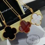 Van Cleef and Arpels Magic Alhambra long necklace 1 motif - Image 6