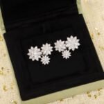 Van Cleef and Arpels Lotus earrings 3 flowers - Image 6