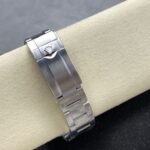 [Super Clone] Rolex Explorer II 42 mm Oyster Silver Bezel White Dial 226570 - Image 10