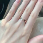 CARTIER LOVE ring small model 1 diamond - Image 4