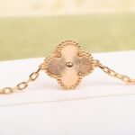Van Cleef and Arpels Vintage Alhambra long necklace 20 motifs - Image 4
