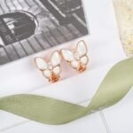 Van Cleef and Arpels Two Butterfly earrings - Image 2