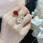 Van Cleef and Arpels Lucky Spring Between the Finger ring - Image 2
