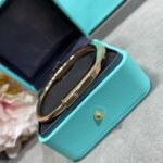 Tiffany and Co TIFFANY Lock Bangle - Image 4