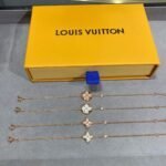 LOUIS VUITTON Color Blossom BB Star Bracelet - Image 5