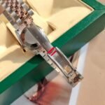 [Super Clone] Rolex Lady Datejust 28 mm Jubilee Brilliant diamond set Bezel Olive green set with diamonds Dial 279381RBR - Image 9