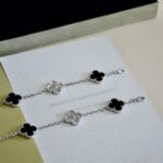 Van Cleef and Arpels Vintage Alhambra bracelet 5 motifs - Image 6