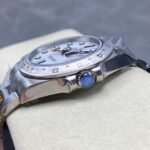 Rolex Explorer II 42 mm Oyster Silver Bezel White Dial 226570 - Image 6