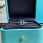 Tiffany and Co TIFFANY T Diamond and Turquoise Wire Ring - Image 5