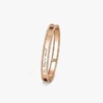 Van Cleef and Arpels Perlée signature bracelet medium model