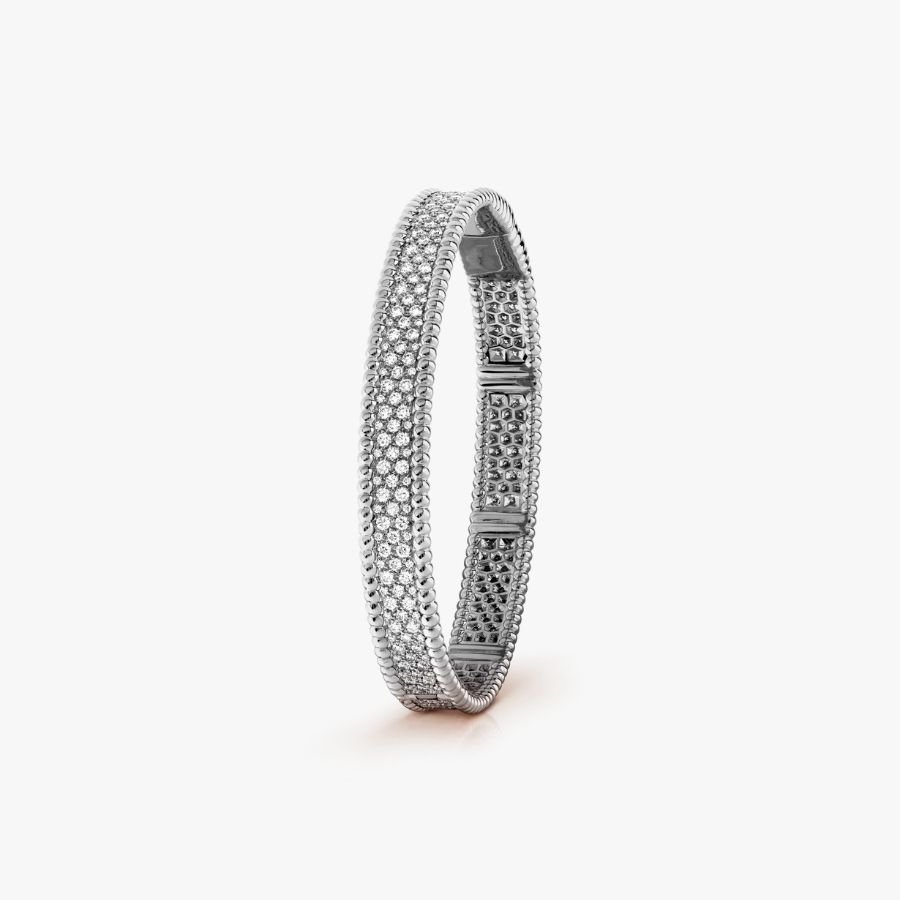 CEL-B-VCA-071.jpg Van Cleef and Arpels Perlée diamonds bracelet 3 rows medium model - Image 1