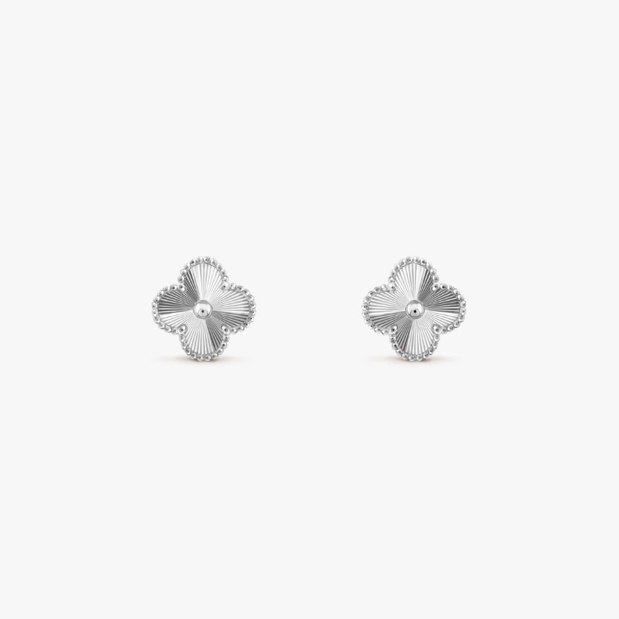 CEL-E-VCA-008.jpg Van Cleef and Arpels Vintage Alhambra earrings - Image 1