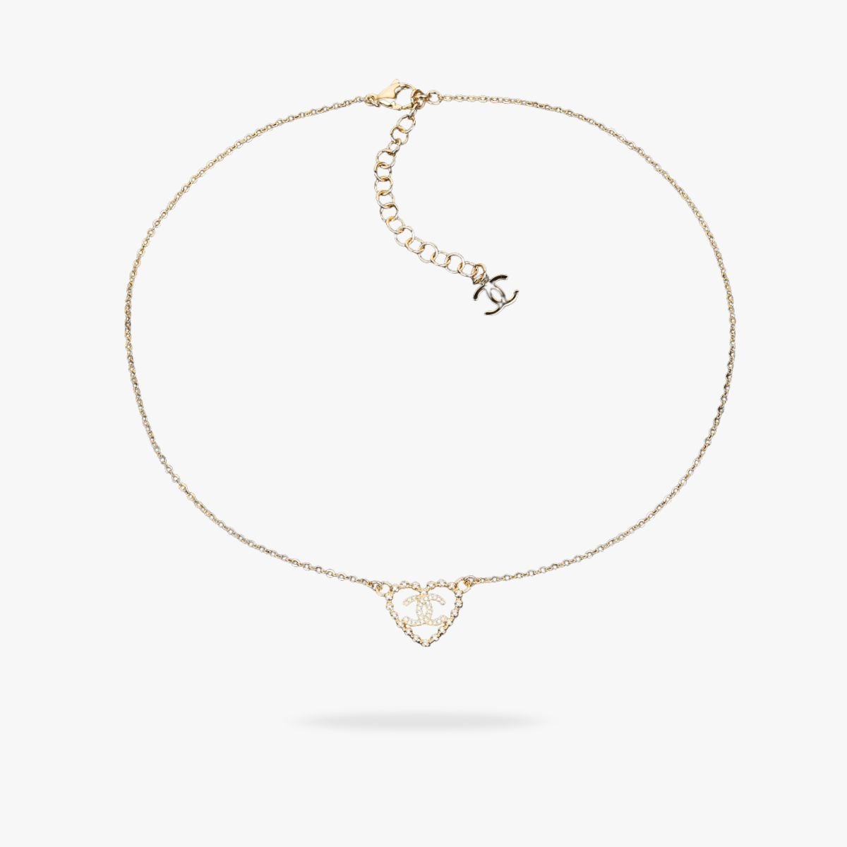 CEL-N-CN-013.jpg CHANEL 25P CC Heart Necklace - Image 1