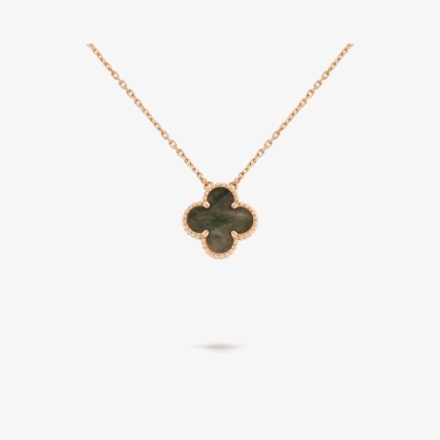 CEL-N-VCA-053.jpg Van Cleef and Arpels Vintage Alhambra pendant - Image 1