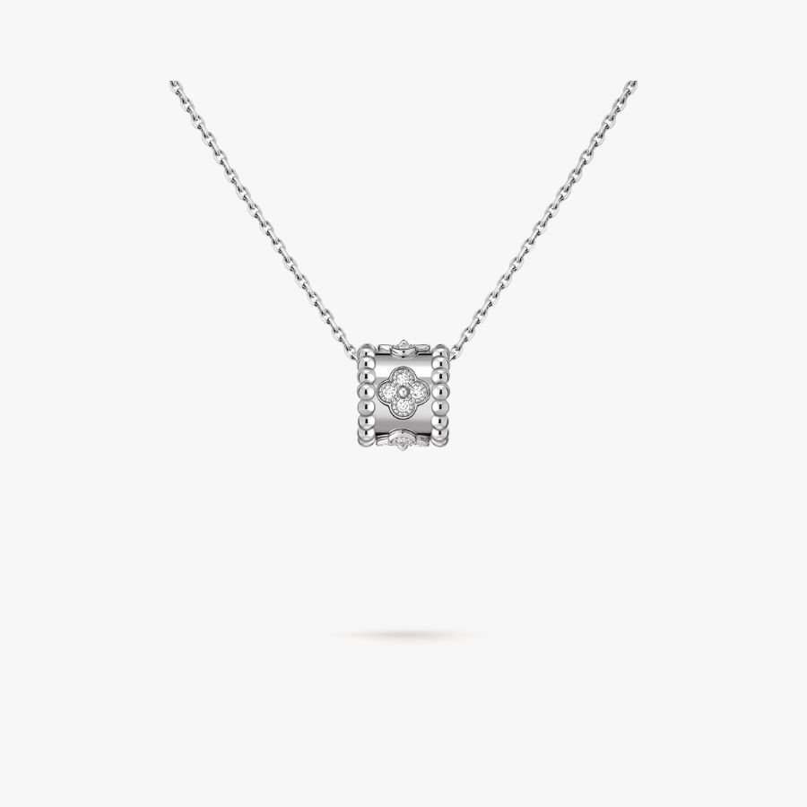 CEL-N-VCA-106.jpg Van Cleef and Arpels Perlée clovers pendant - Image 1