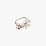 Van Cleef and Arpels Frivole Between the Finger ring