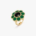 Van Cleef and Arpels Pâquerette ring