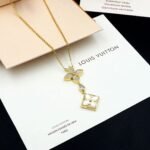 LOUIS VUITTON Color Blossom M Star Multi-Motif Pendant - Image 3